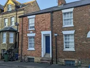 17-22 Worcester Place